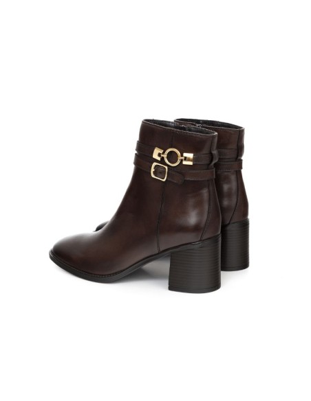 Brown leather women's boots