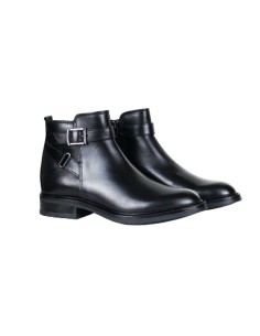 Black leather women's boots