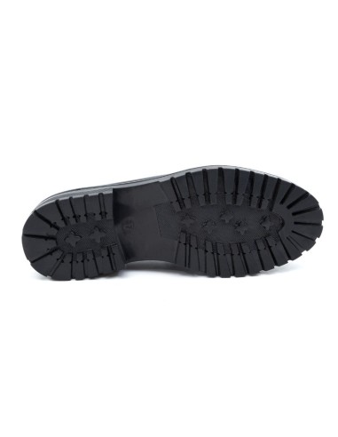 Black leather women's mocassins