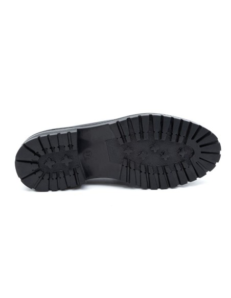 Black leather women's moccasins