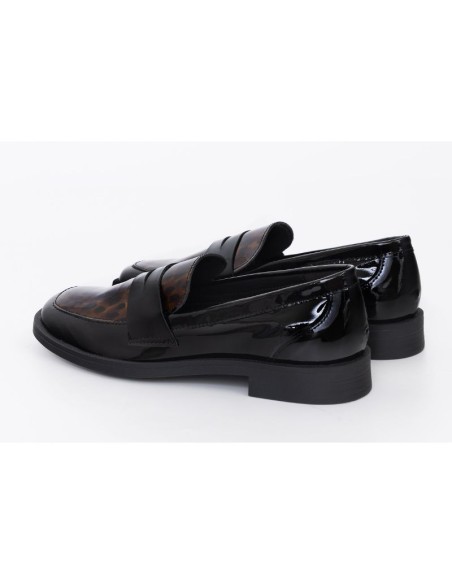 Mocasines de mujer de piel con antifaz color marrón