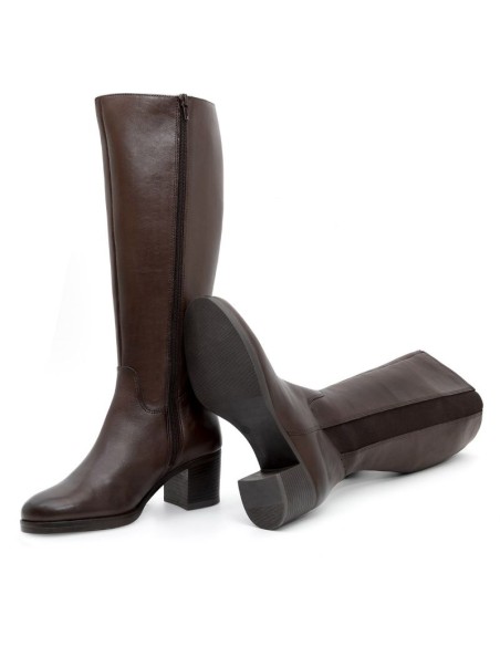 Botas de mujer de piel liso color marrón