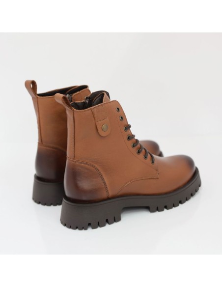 Botas de mujer de piel difuminado color cuero