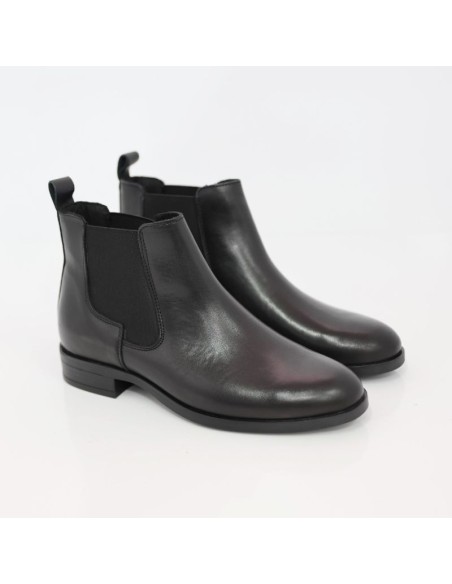 Black leather women's boots