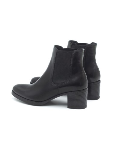 Black leather women's boots