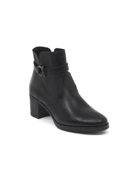 Black leather women's boots