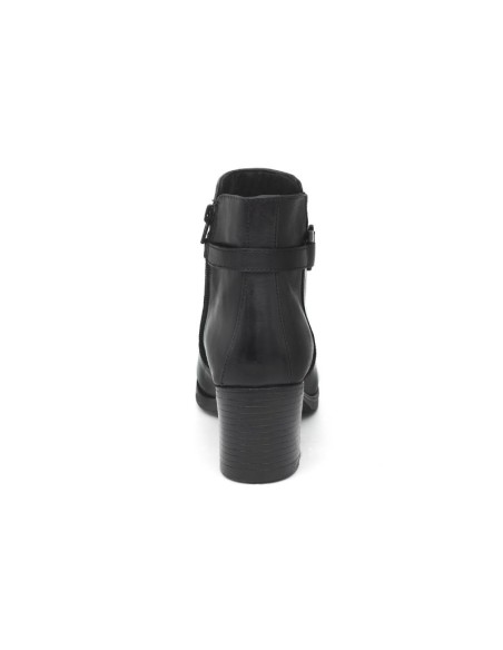 Botines de mujer de piel con aplique metálico color negro