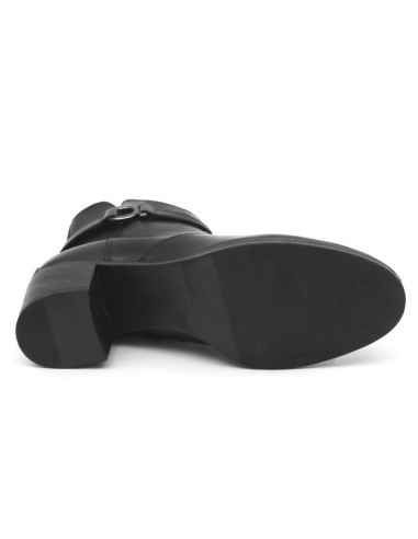 Botines de mujer de piel con aplique metálico color negro