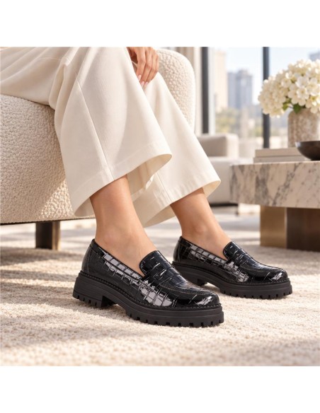 Black leather women's moccasins