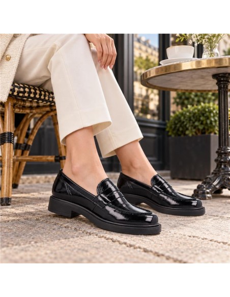 Black leather women's moccasins