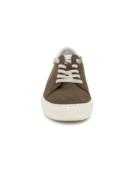 Brown nubuck sneakers