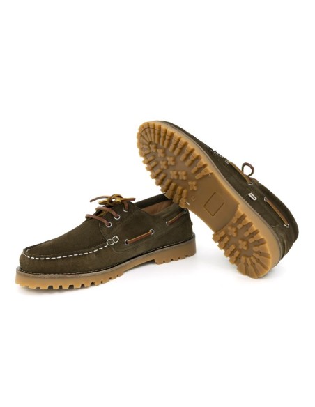 Náutico de ante con cordón de piel color verde