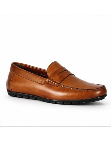 Mocasín de piel con antifaz color cuero