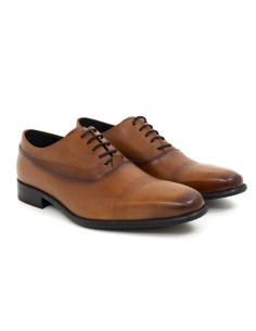 Oxford de charol con plantilla extraible color cuero