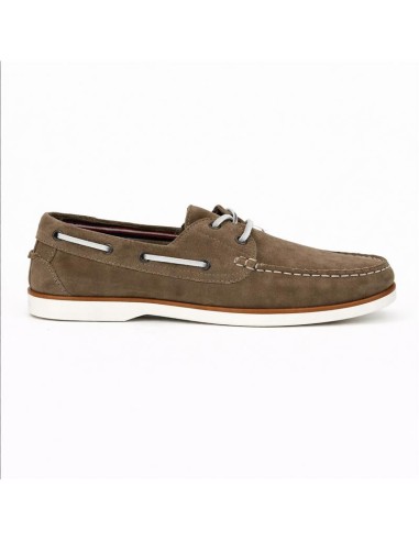 Náutico de ante con cordones en contraste color beige