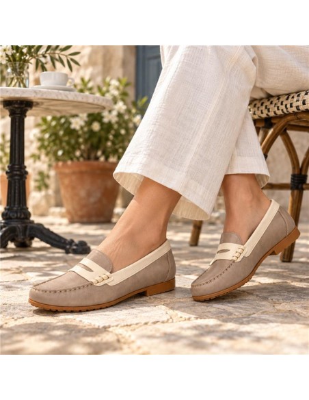 Mocasines de mujer de piel con antifaz color beige