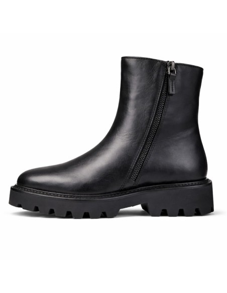 Black leather women's boots