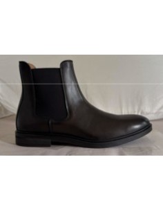 Brown leather chelsea boots