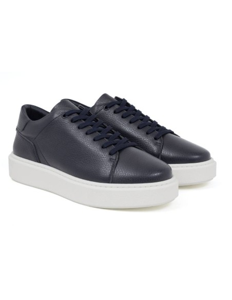 Sneakers de piel liso color azul
