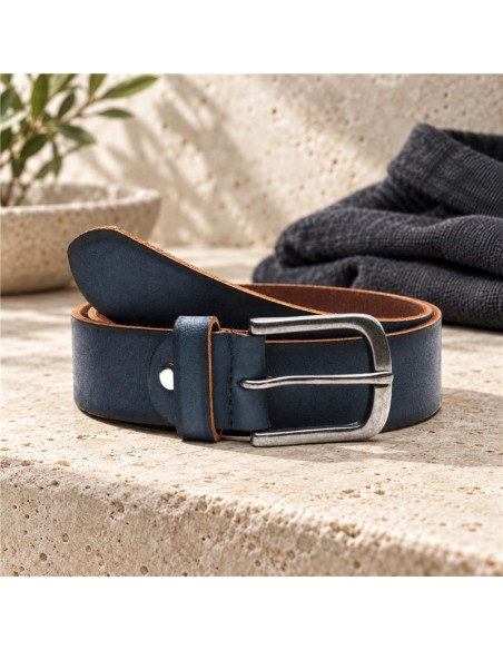 Black leather belt