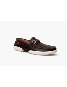 Mocasín de piel con hebilla color marrón 2