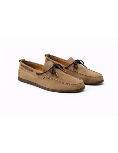 Mocasín de ante con cordón de piel color beige
