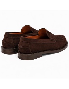 Mocasín de ante de piso antideslizante color marrón 2