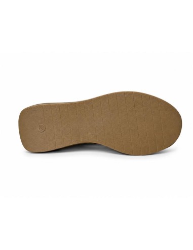 Green suede sport shoe