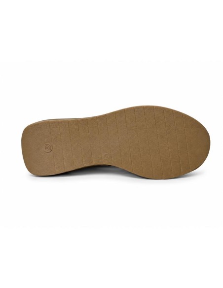 Green suede sport shoe