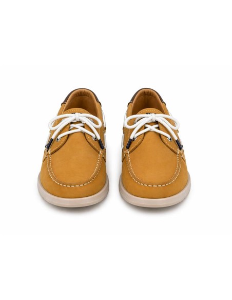 Moustache nubuck boat shoe