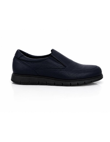 Mocasín de piel con aplique metálico color azul