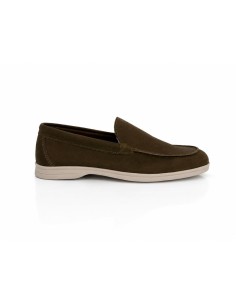 Mocasín de nobuck con aplique metálico color verde 2