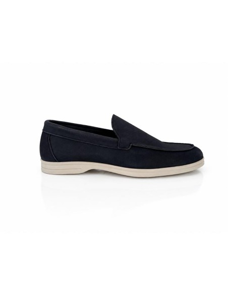 Mocasín de nobuck con aplique metálico color azul