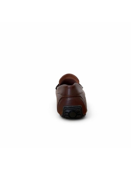 Mocasín de piel con antifaz color marrón