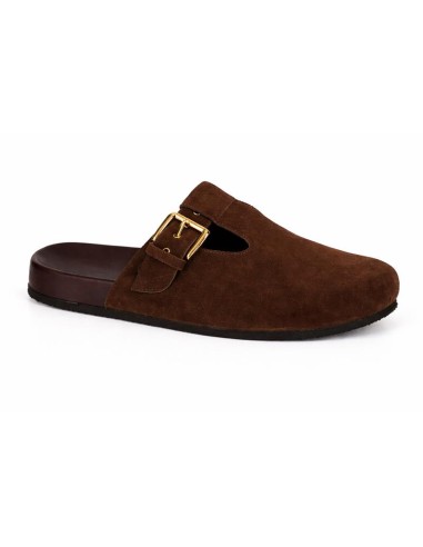 Sandalias de mujer de ante con hebilla color marrón