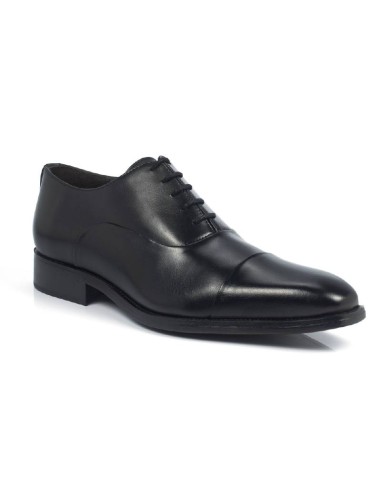 Oxford de piel de costura vuelta color negro VINCE-NEGRO