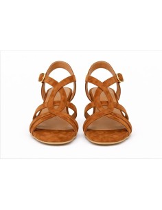 Sandalias de mujer de ante con hebilla color cuero