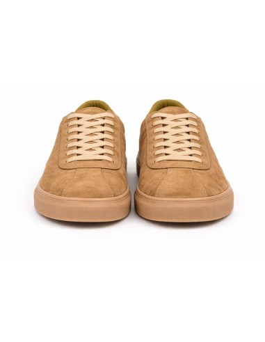 Sneakers de ante con cordones en contraste color marrón