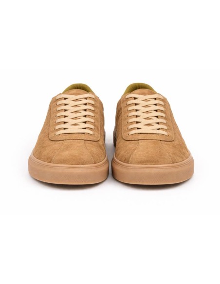 Sneakers de ante con cordones en contraste color marrón