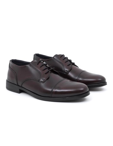 Derby de piel liso color burdeos