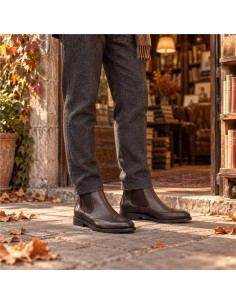 Light Brown leather chelsea boots