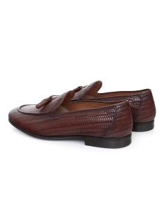 Mocasín de piel con borlas color marrón 2