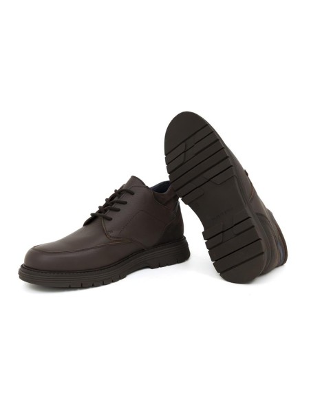Brown leather boot
