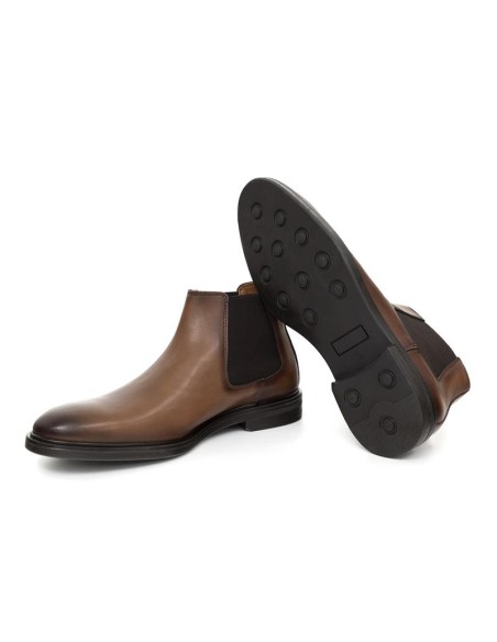 Botines Chelsea de piel con elástico lateral color cuero