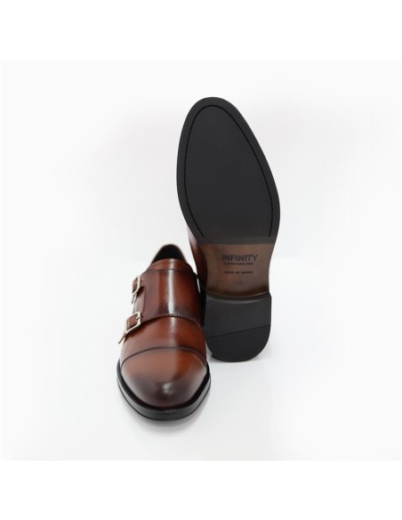 Zapato con hebilla de piel con plantilla extraible color cuero