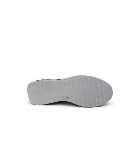 Deportivo de ante liso color gris