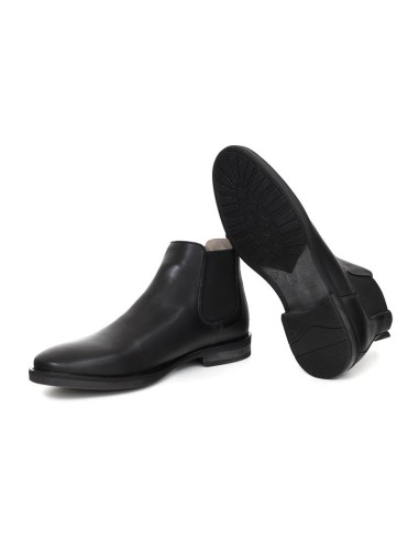 Botines Chelsea de piel liso color negro