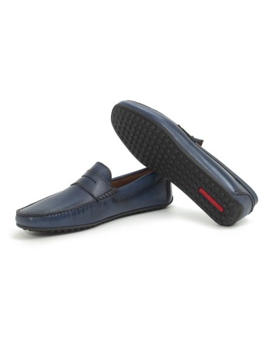 Mocasín de piel con antifaz color azul