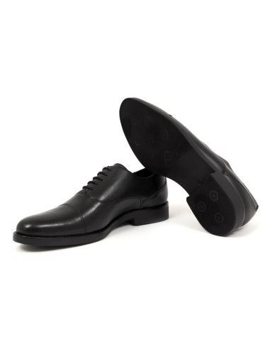 Black leather Oxford