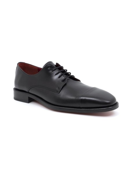 Derby de piel liso color negro